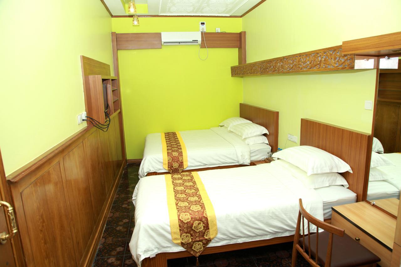Sule Sapphire Inn Yangon Luaran gambar