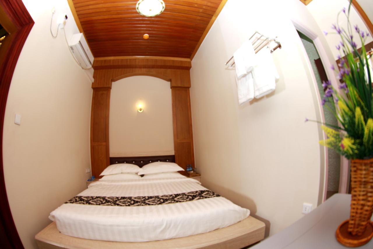 Sule Sapphire Inn Yangon Luaran gambar