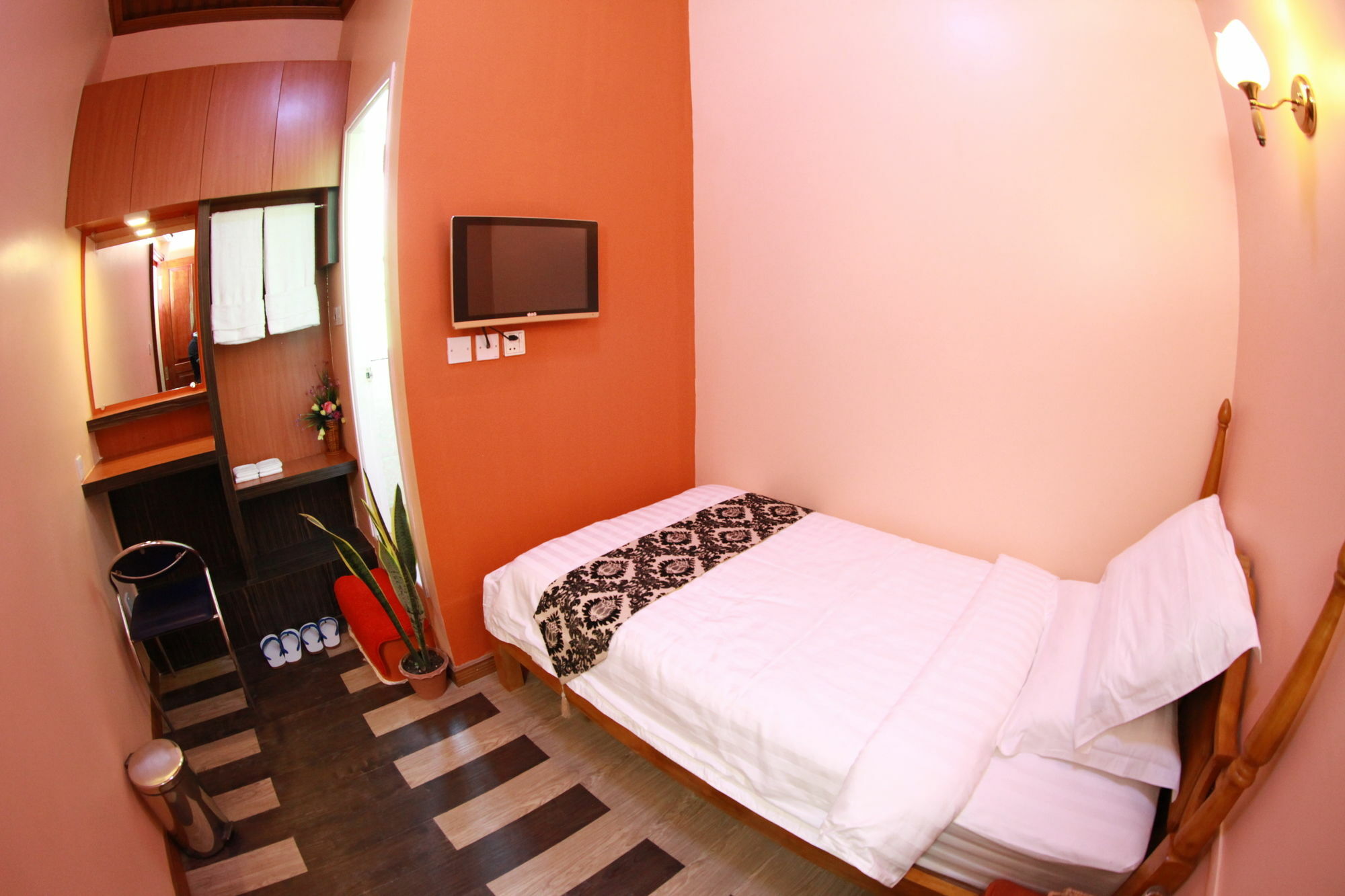 Sule Sapphire Inn Yangon Luaran gambar