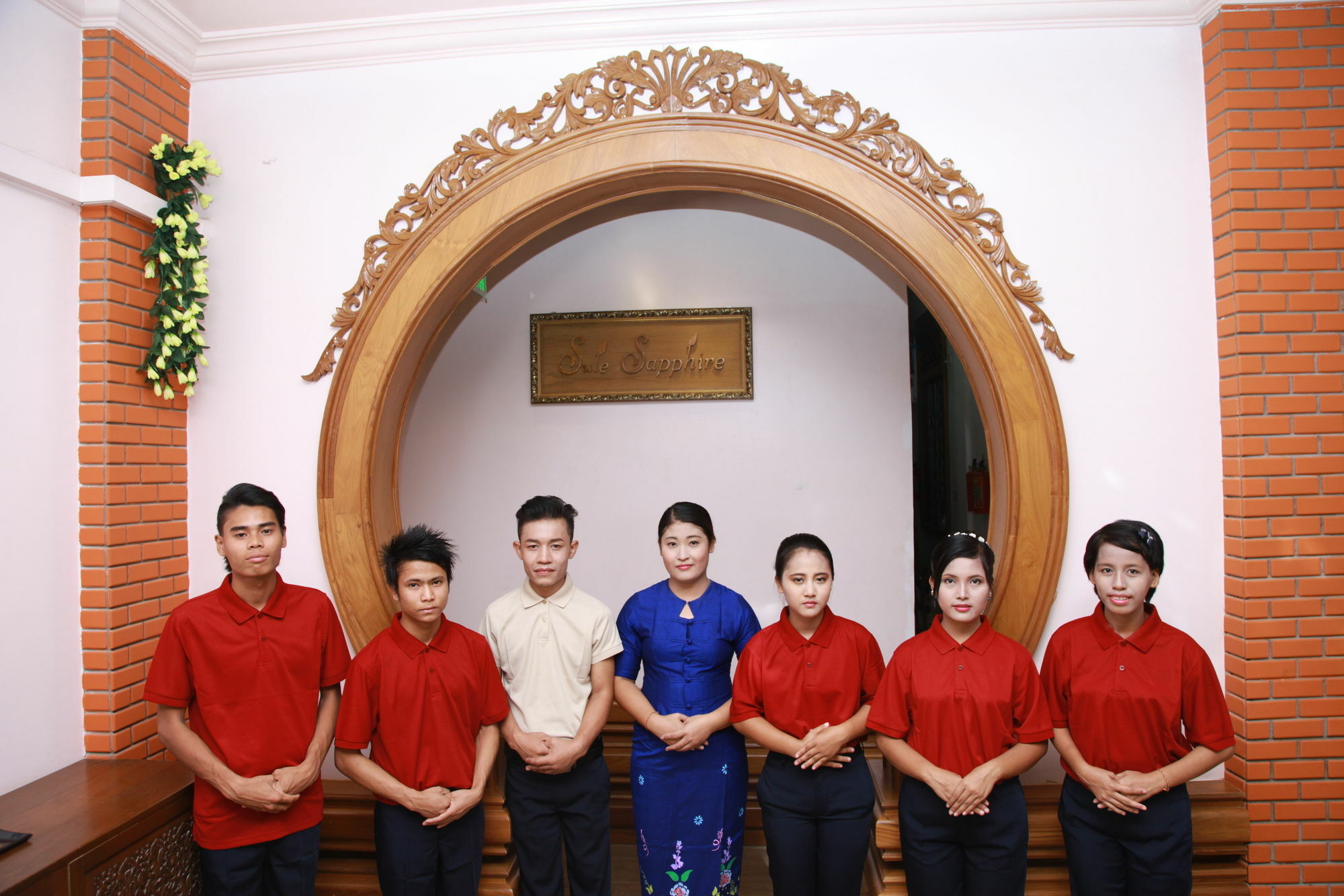 Sule Sapphire Inn Yangon Luaran gambar